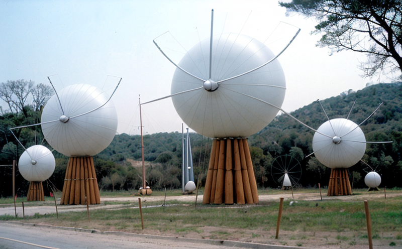 antennas-e-g-dipole-biconical-log-periodic