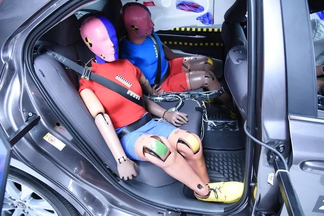 seatbelt-protection-during-rear-crashes